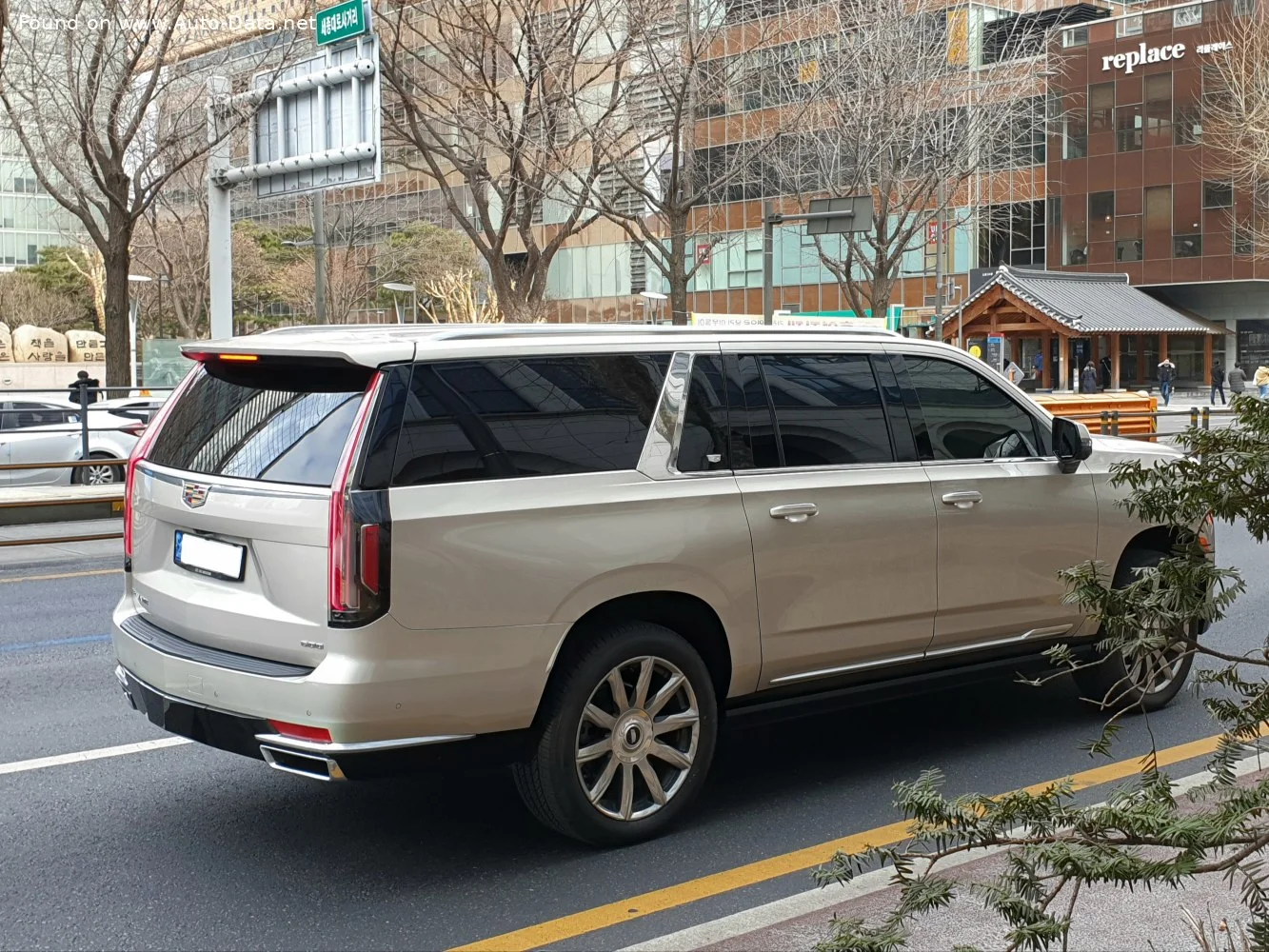 Cadillac Escalade 3.0 Duramax (277 Hp) 4WD Hydra-Matic2020 - 2024 thumbnail 10