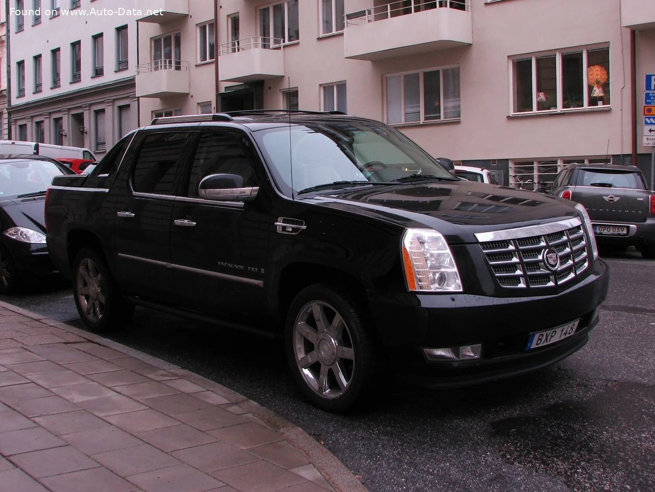 Cadillac Escalade 6.2 V8 (403 Hp) AWD Hydra-Matic2007 - 2013 thumbnail 3