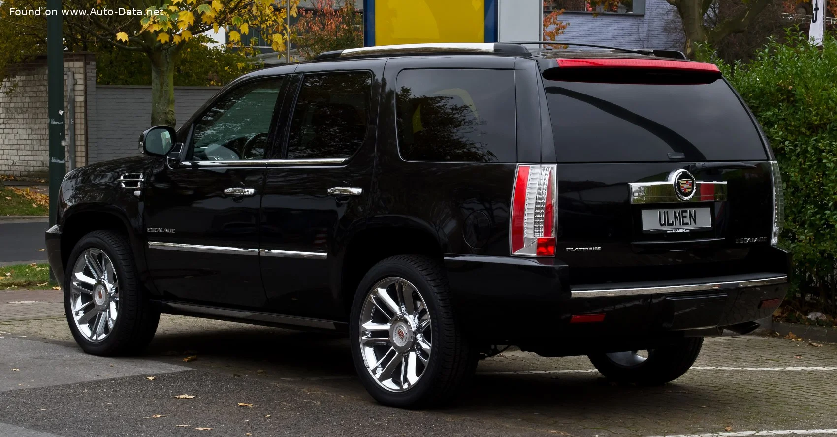 Cadillac Escalade 6.0 Vortec V8 (337 Hp) Hybrid 4WD Automatic2009 - 2013 thumbnail 4
