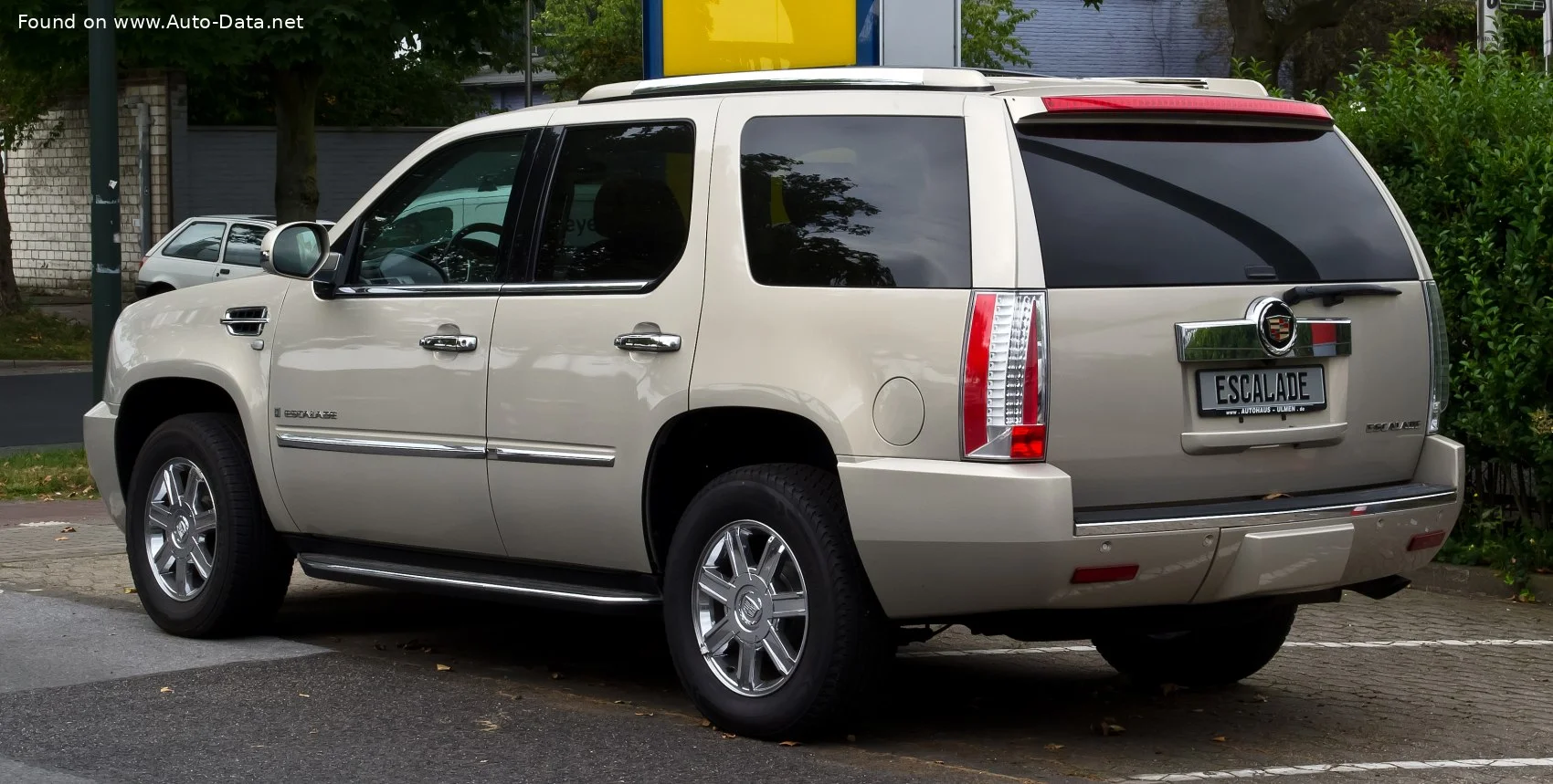 Cadillac Escalade 6.0 Vortec V8 (337 Hp) Hybrid 4WD Automatic2009 - 2013 thumbnail 6