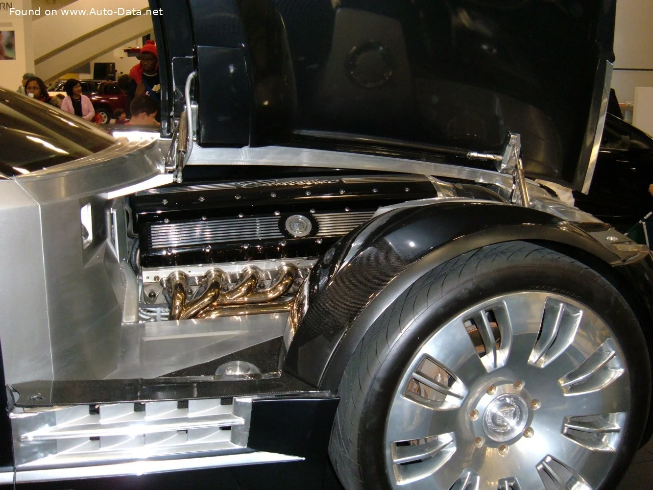 Cadillac Sixteen 13.6 V16 (1000 Hp) Hydra-Matic2003 - 2003 thumbnail 6