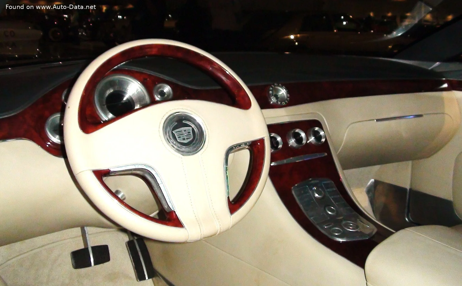 Cadillac Sixteen 13.6 V16 (1000 Hp) Hydra-Matic2003 - 2003 thumbnail 9