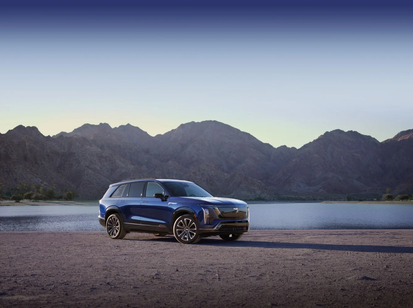 Cadillac VISTIQ 102 kWh (615 Hp) Dual Motor AWD2025 - thumbnail 3