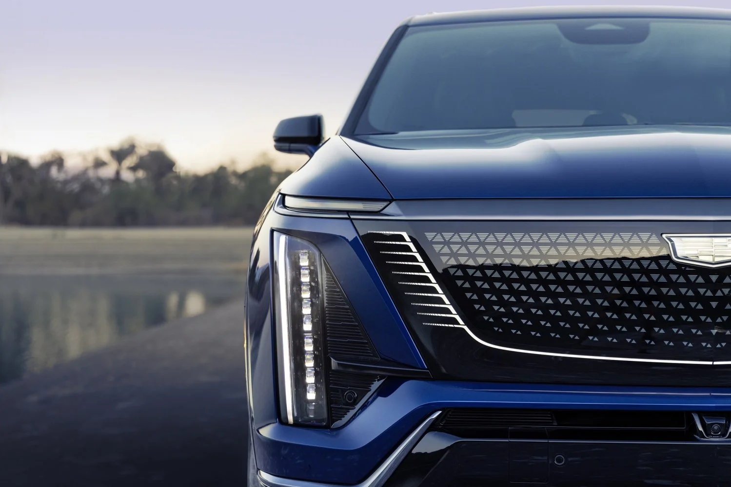 Cadillac VISTIQ 102 kWh (615 Hp) Dual Motor AWD2025 - thumbnail 4
