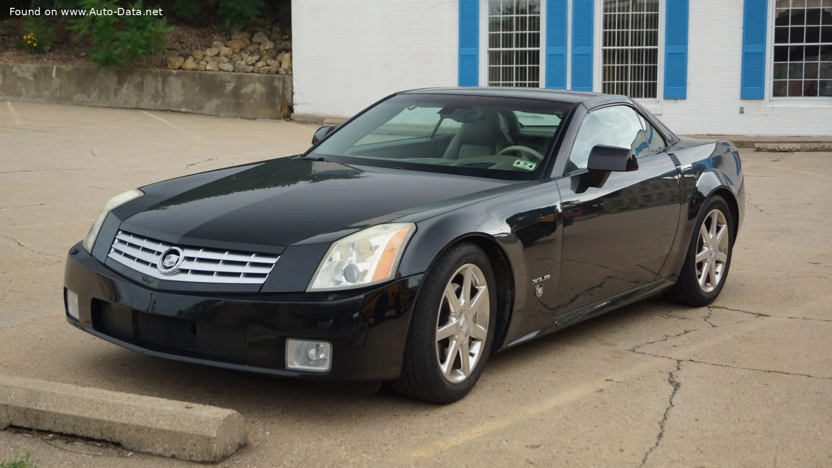 Cadillac XLR 4.6 i V8 32V (325 Hp) Automatic2003 - 2009 - 1