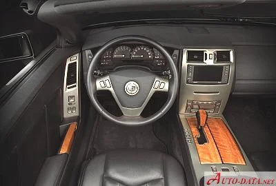 Cadillac XLR 4.6 i V8 32V (325 Hp) Automatic2003 - 2009 thumbnail 16