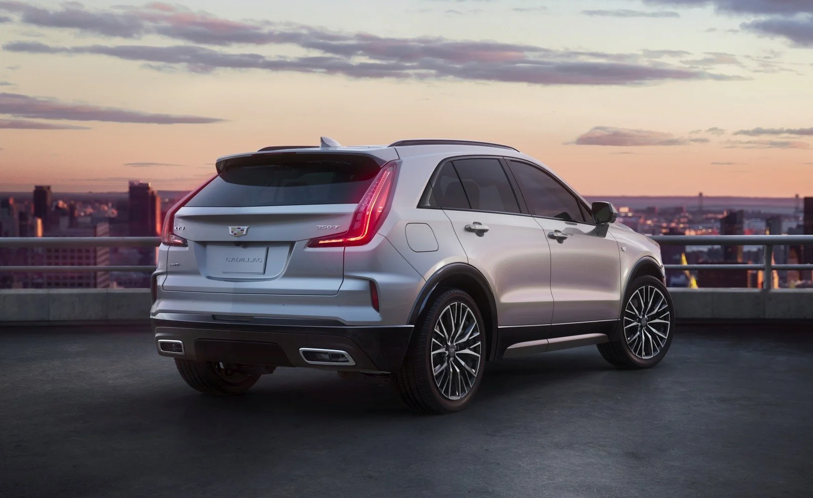 Cadillac XT4 2.0 Turbo (235 Hp) Hydra-Matic2023 - thumbnail 2
