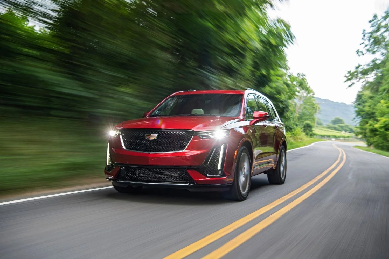 Cadillac XT6 2.0 Turbo (238 Hp) Automatic2020 - thumbnail 2