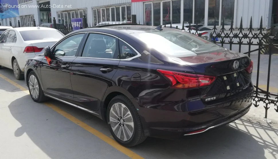 ChangAn Raeton 1.5 (156 Hp)2017 - thumbnail 2