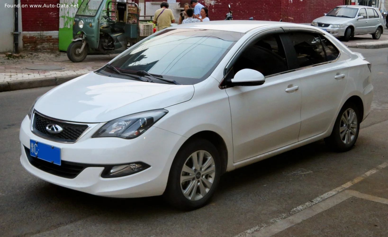 Chery Arrizo 3 Chery Arrizo 3 - 1