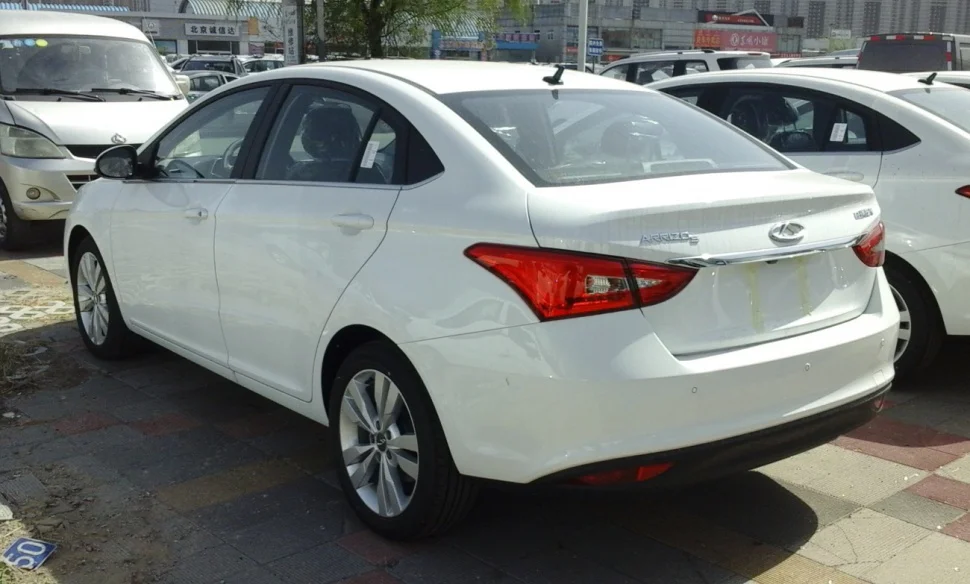 Chery Arrizo 5 1.5 DVVT (116 Hp)2016 - 2019 thumbnail 2