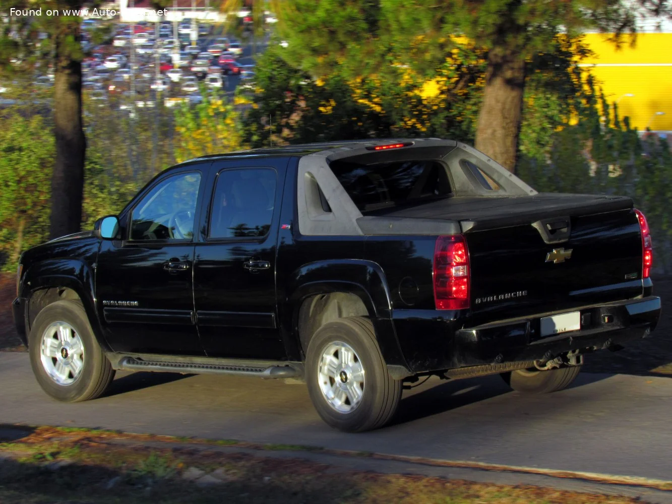 Chevrolet Avalanche 5.3 V8 Vortec (314/330 Hp) FlexFuel 4WD Hydra-Matic2009 - 2010 thumbnail 12