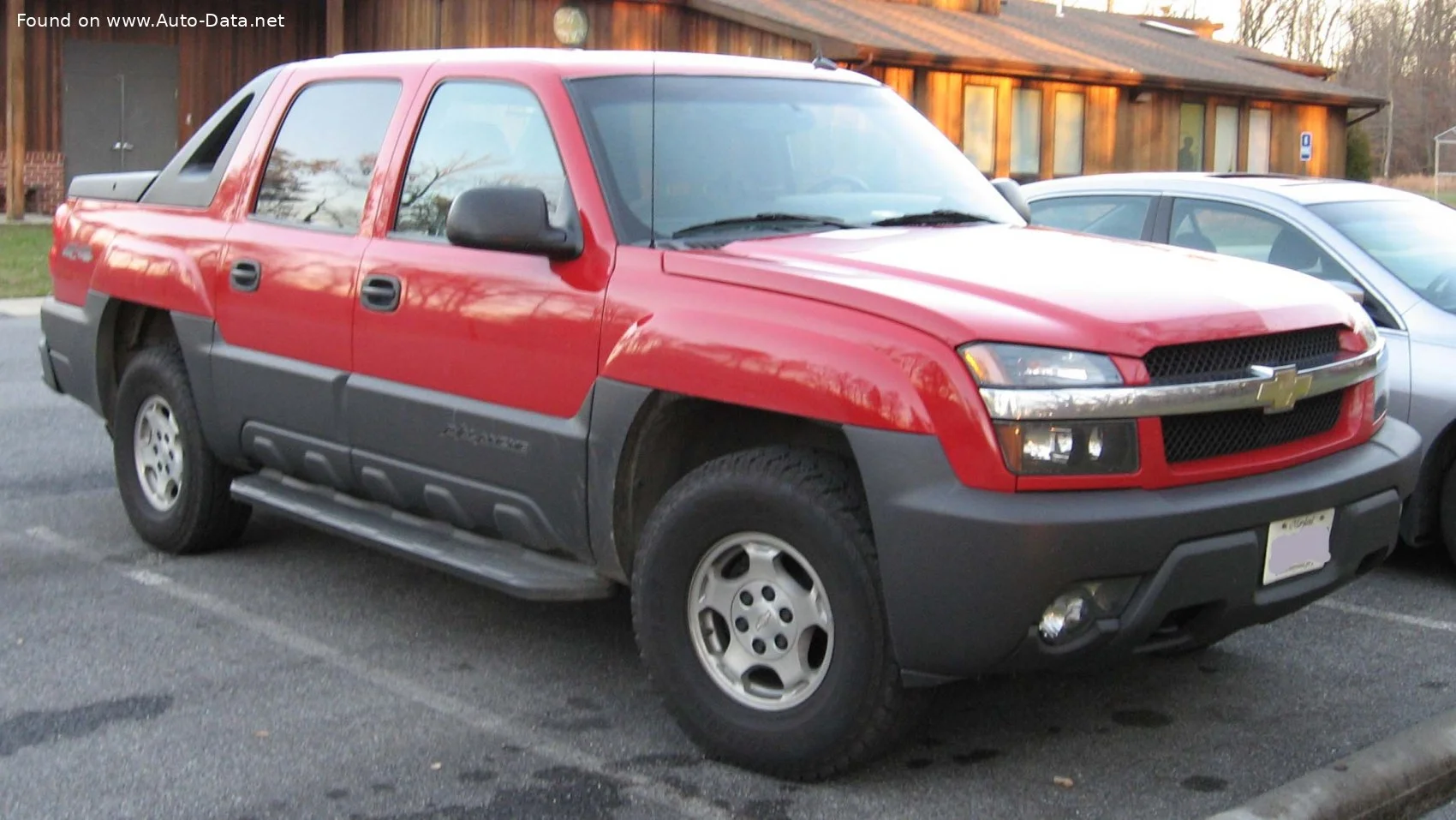 Chevrolet Avalanche 5.3 i V8 (294 Hp) 4WD2001 - 2006 thumbnail 2