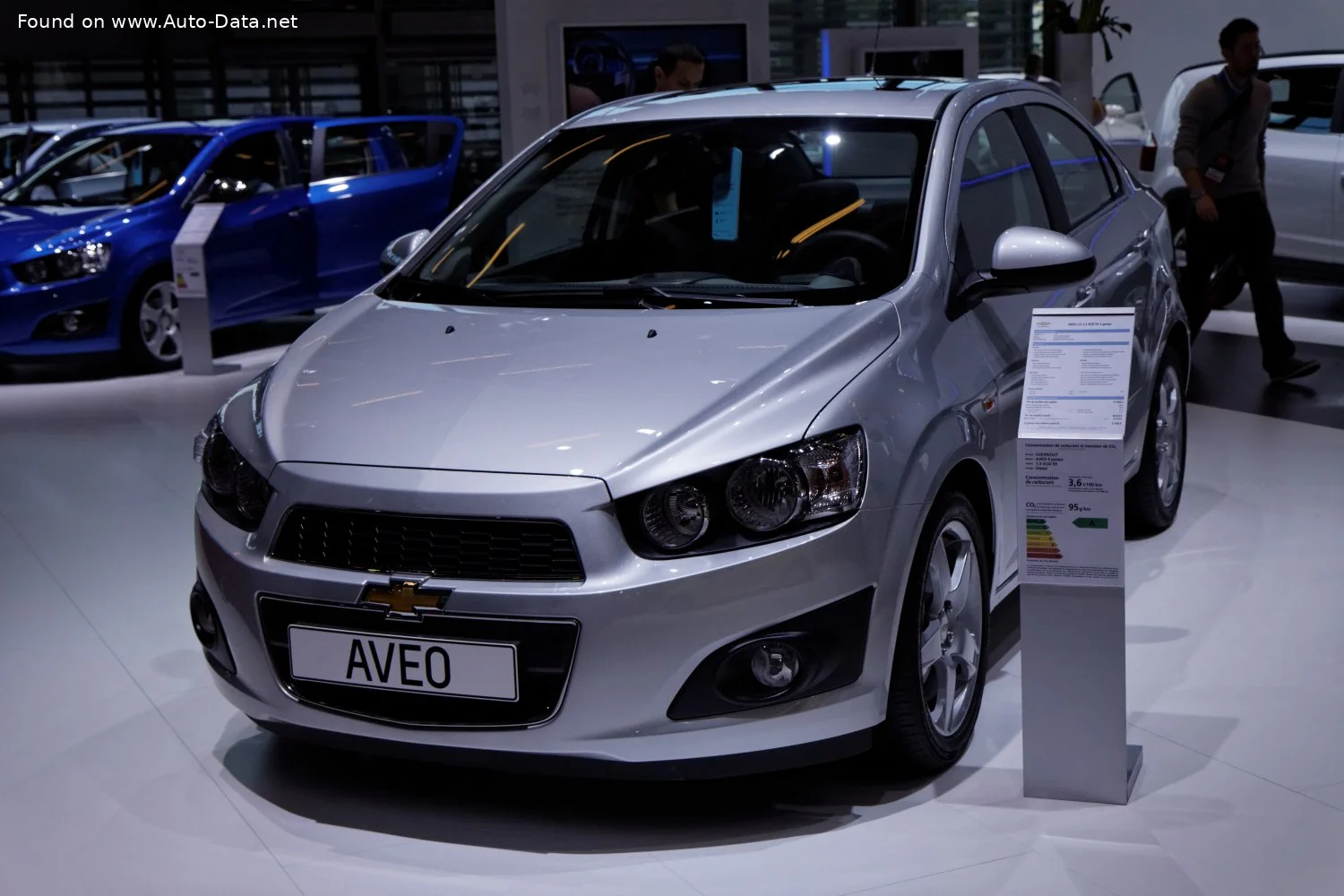 Chevrolet Aveo 1.2 16V (70 Hp)2011 - 2015 thumbnail 3