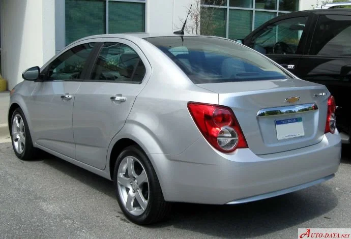 Chevrolet Aveo 1.2 16V (70 Hp)2011 - 2015 thumbnail 10