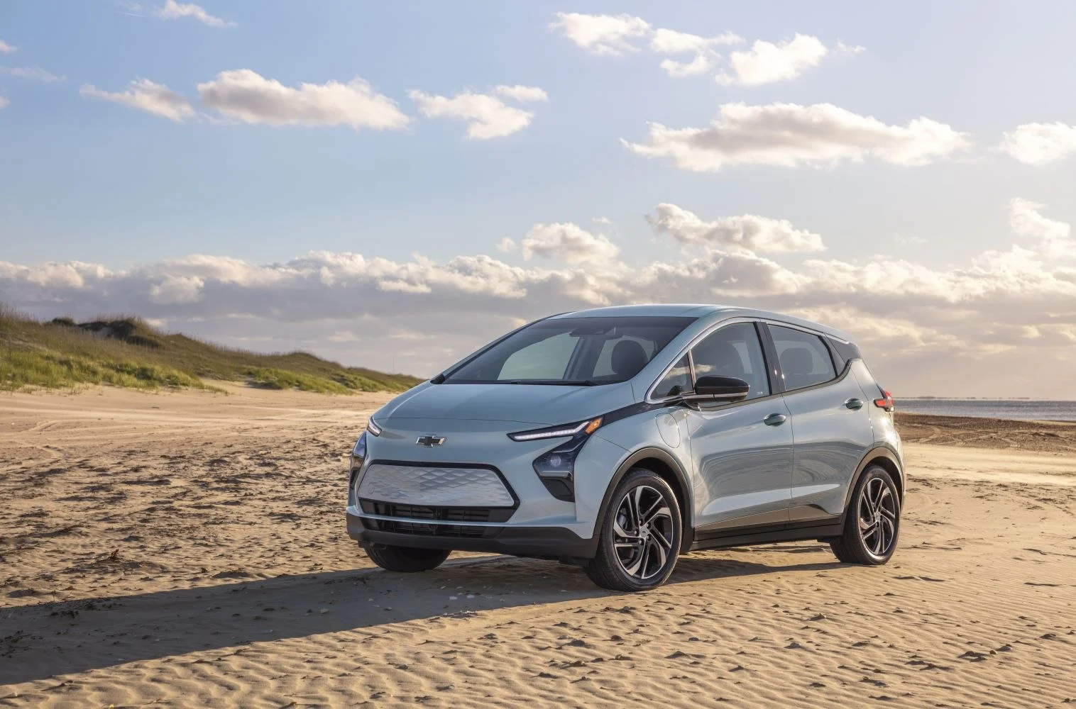 Chevrolet Bolt EV 65 kWh (200 Hp)2021 - - 1