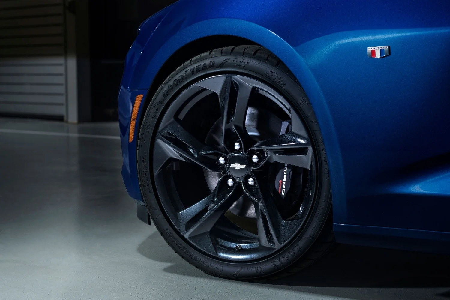 Chevrolet Camaro 2.0 T (275 Hp)2018 - 2023 thumbnail 12