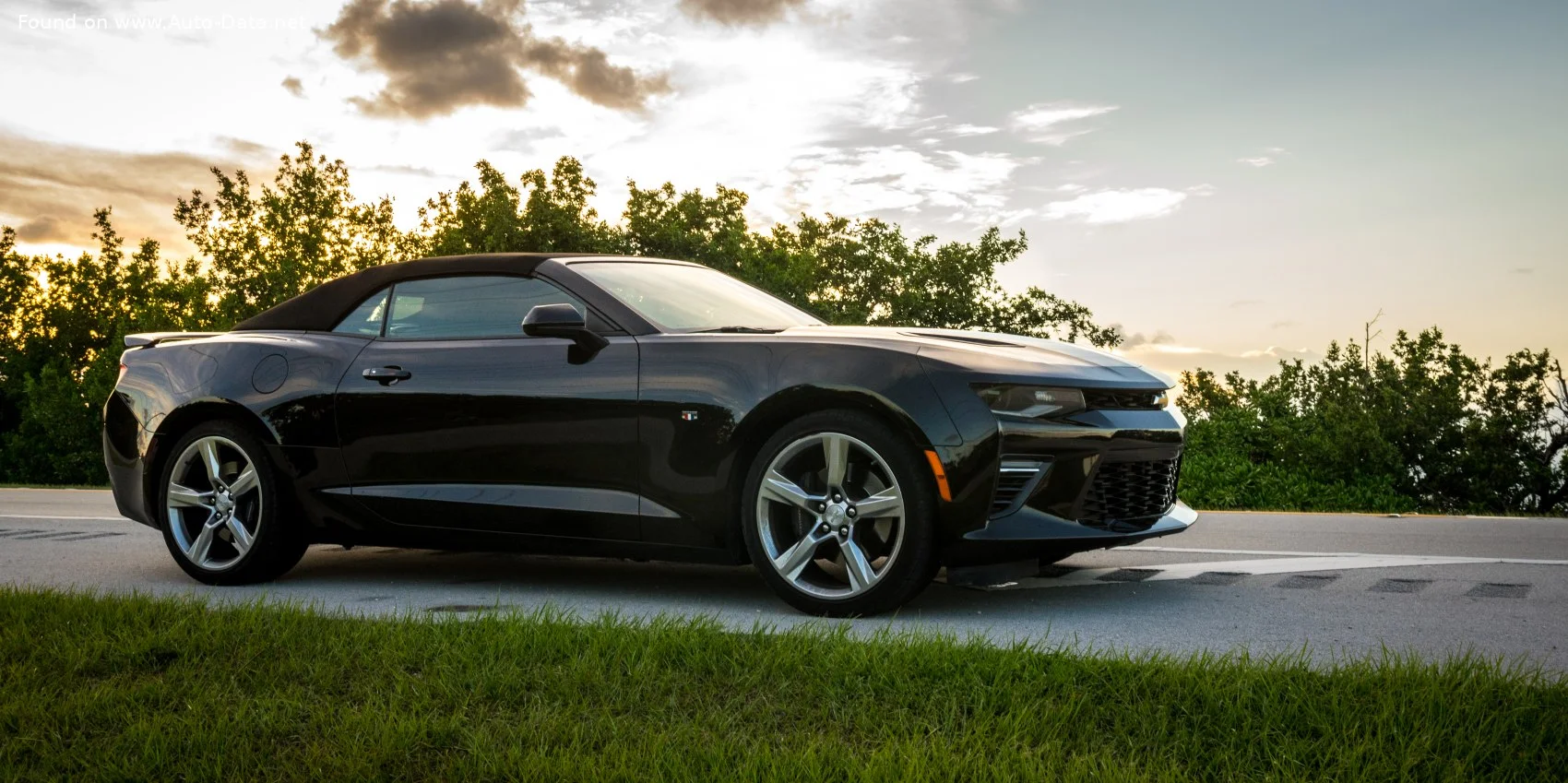 Chevrolet Camaro 2.0 (275 Hp) Automatic2016 - 2018 thumbnail 7