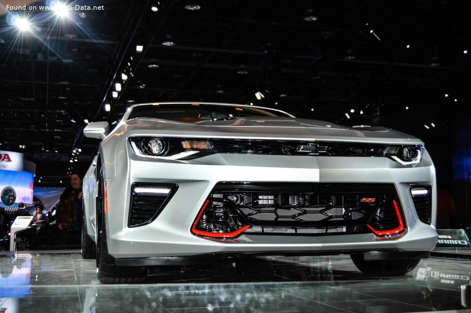 Chevrolet Camaro 2.0 (275 Hp) Automatic2016 - 2018 thumbnail 9