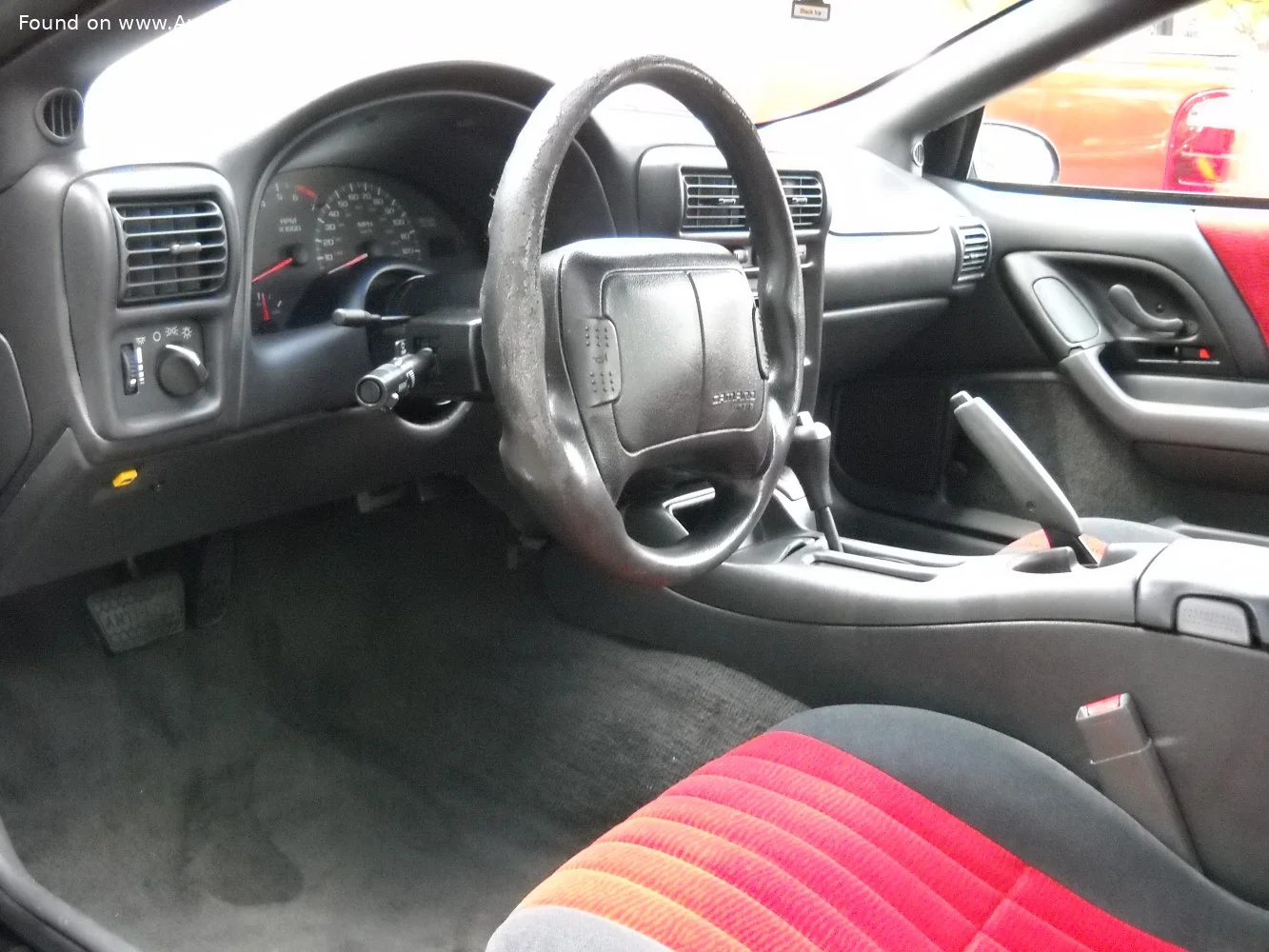 Chevrolet Camaro 3.4 i V6 (160 Hp)1992 - 1996 thumbnail 12