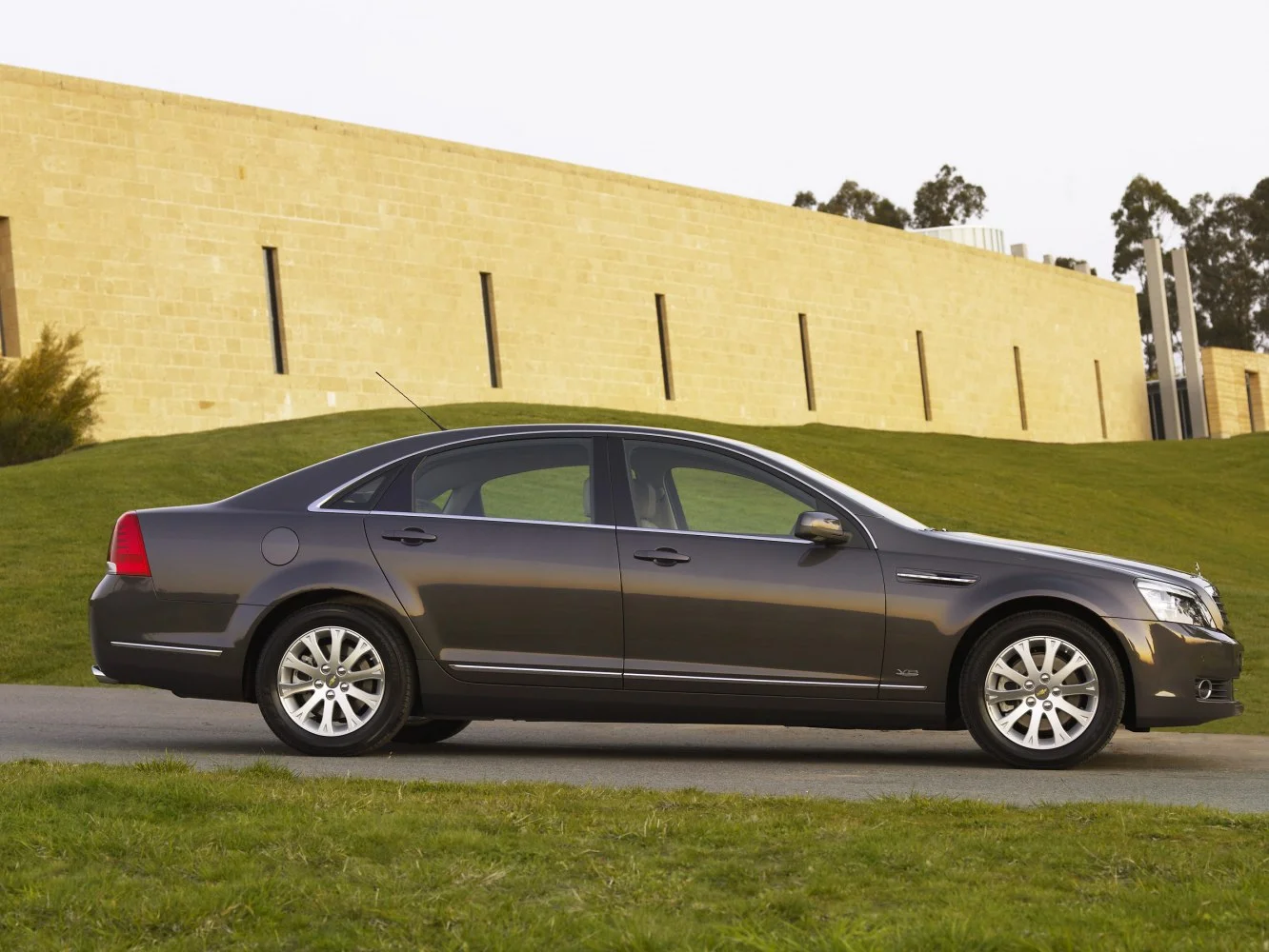 Chevrolet Caprice 3.6 V6 (241 Hp) Automatic2006 - 2010 thumbnail 2