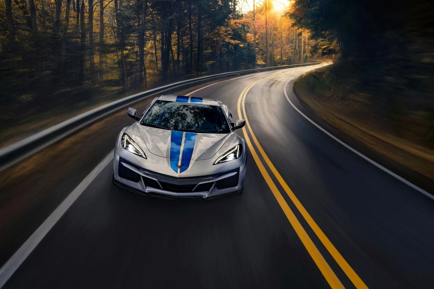 Chevrolet Corvette E-Ray 6.2 V8 (655 Hp) e-AWD DCT (USA)2023 - thumbnail 6