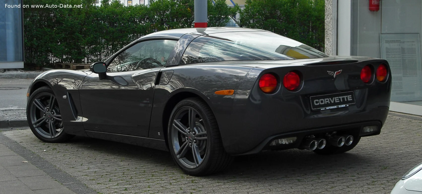 Chevrolet Corvette 6.0 i V8 (405 Hp)2004 - 2007 thumbnail 12