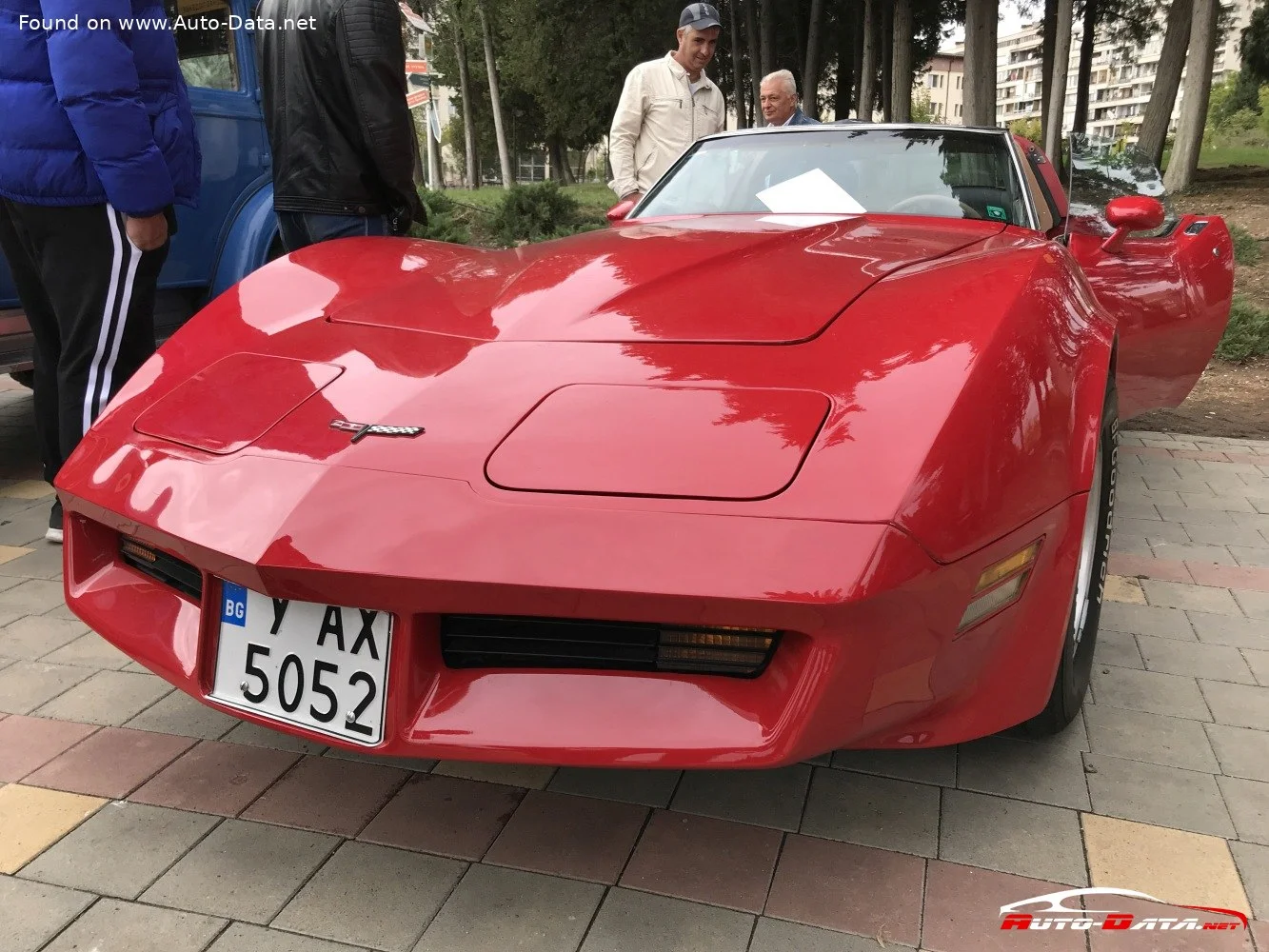 Chevrolet Corvette 5.7 V8 (190 Hp)1980 - 1982 thumbnail 4