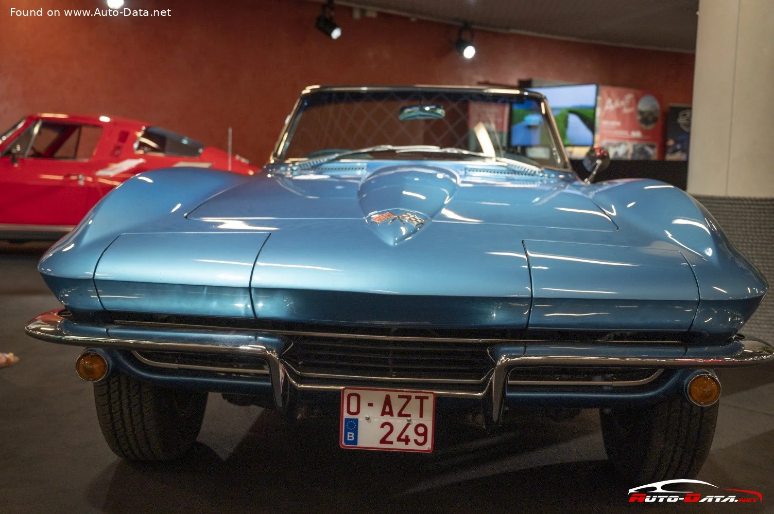 Chevrolet Corvette Chevrolet Corvette Convertible (C2) thumbnail 2