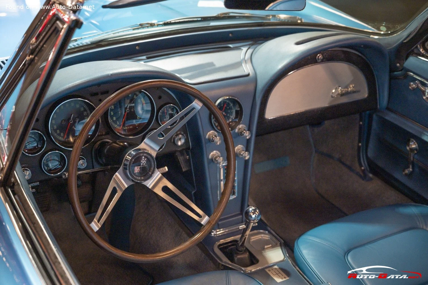 Chevrolet Corvette Chevrolet Corvette Convertible (C2) thumbnail 7