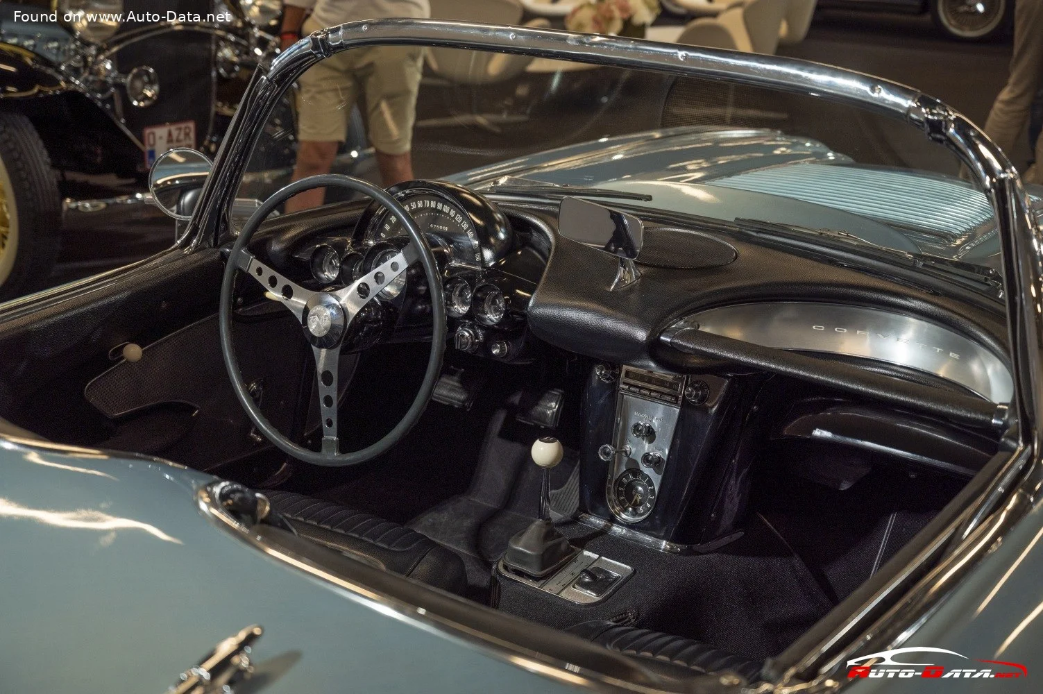 Chevrolet Corvette Chevrolet Corvette Convertible (C1) thumbnail 5