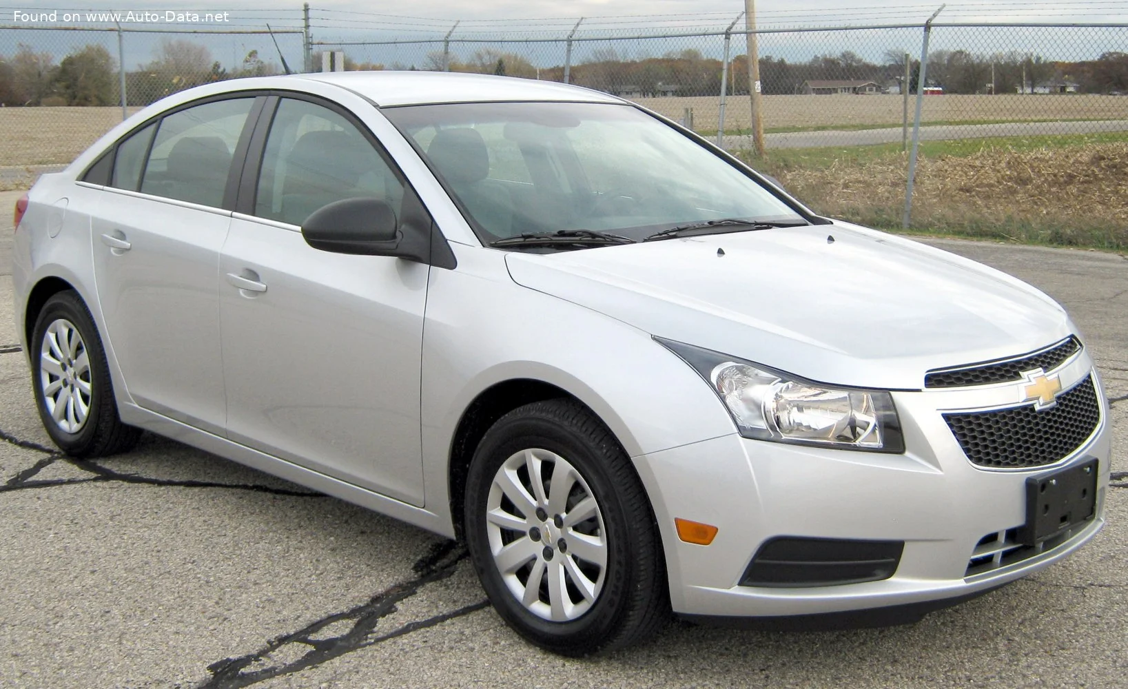 Chevrolet Cruze 1.6 (113 Hp)2009 - 2010 thumbnail 4