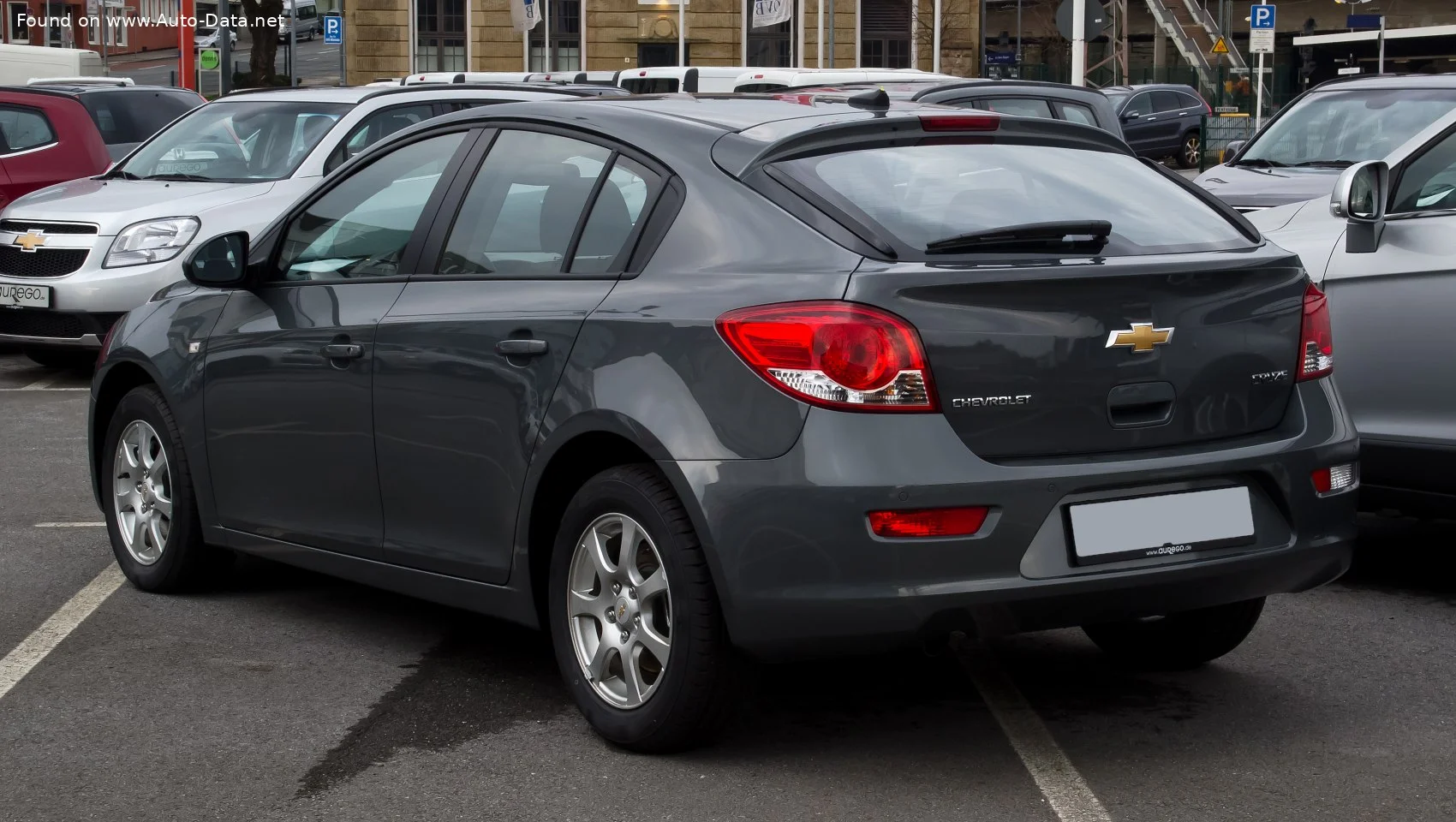 Chevrolet Cruze 1.6 16V (124 Hp)2011 - 2012 thumbnail 2