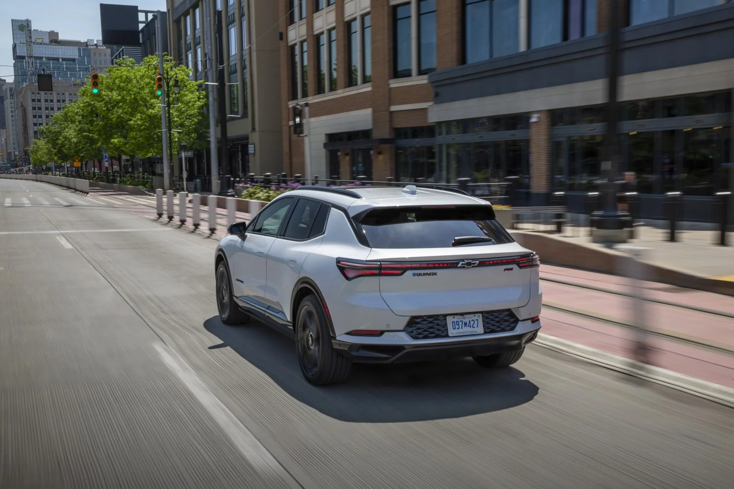 Chevrolet Equinox EV 89 kWh (213 Hp)2024 - thumbnail 6