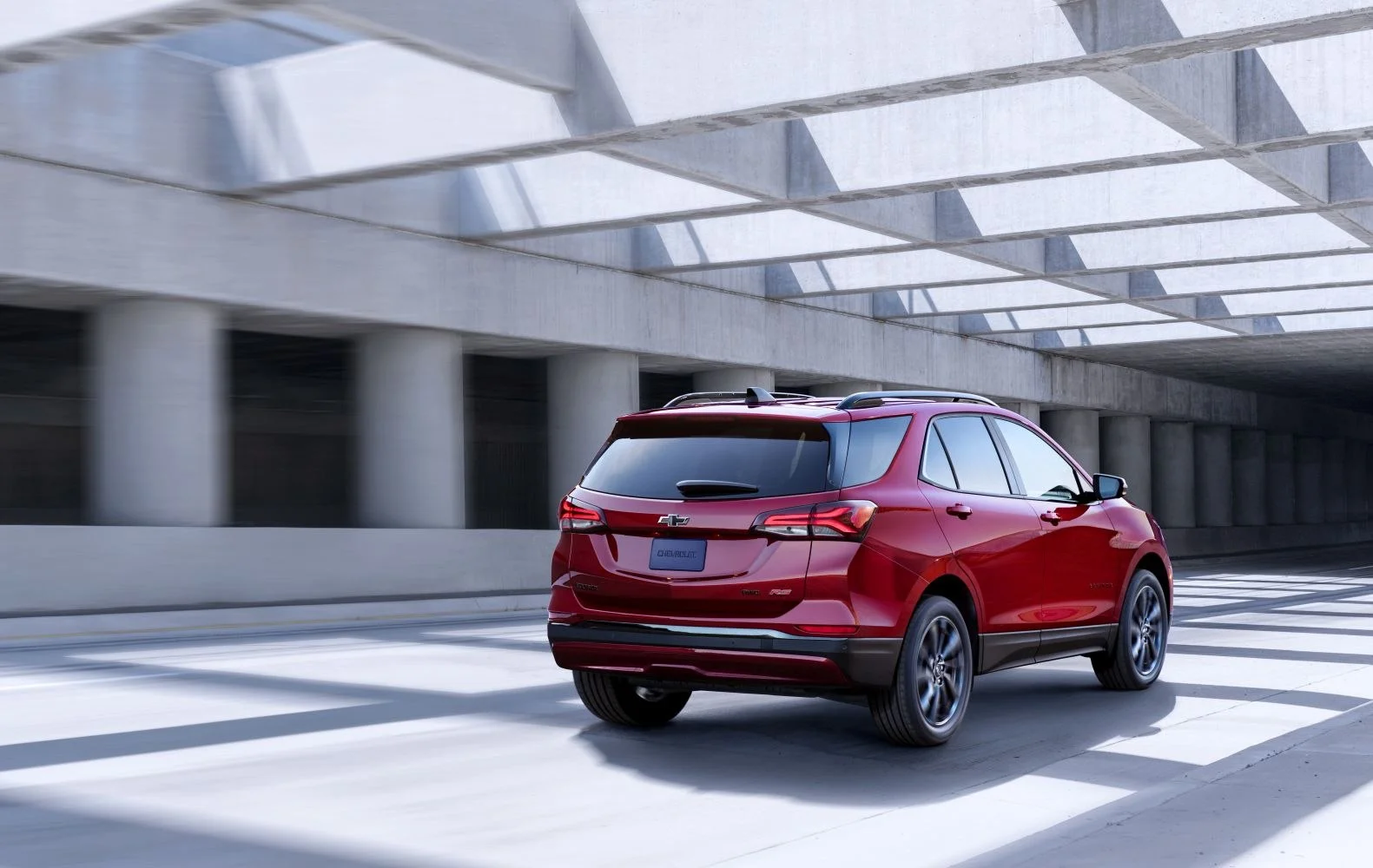 Chevrolet Equinox 1.5i Turbo (173 Hp) AWD Hydra-Matic2021 - 2024 thumbnail 2