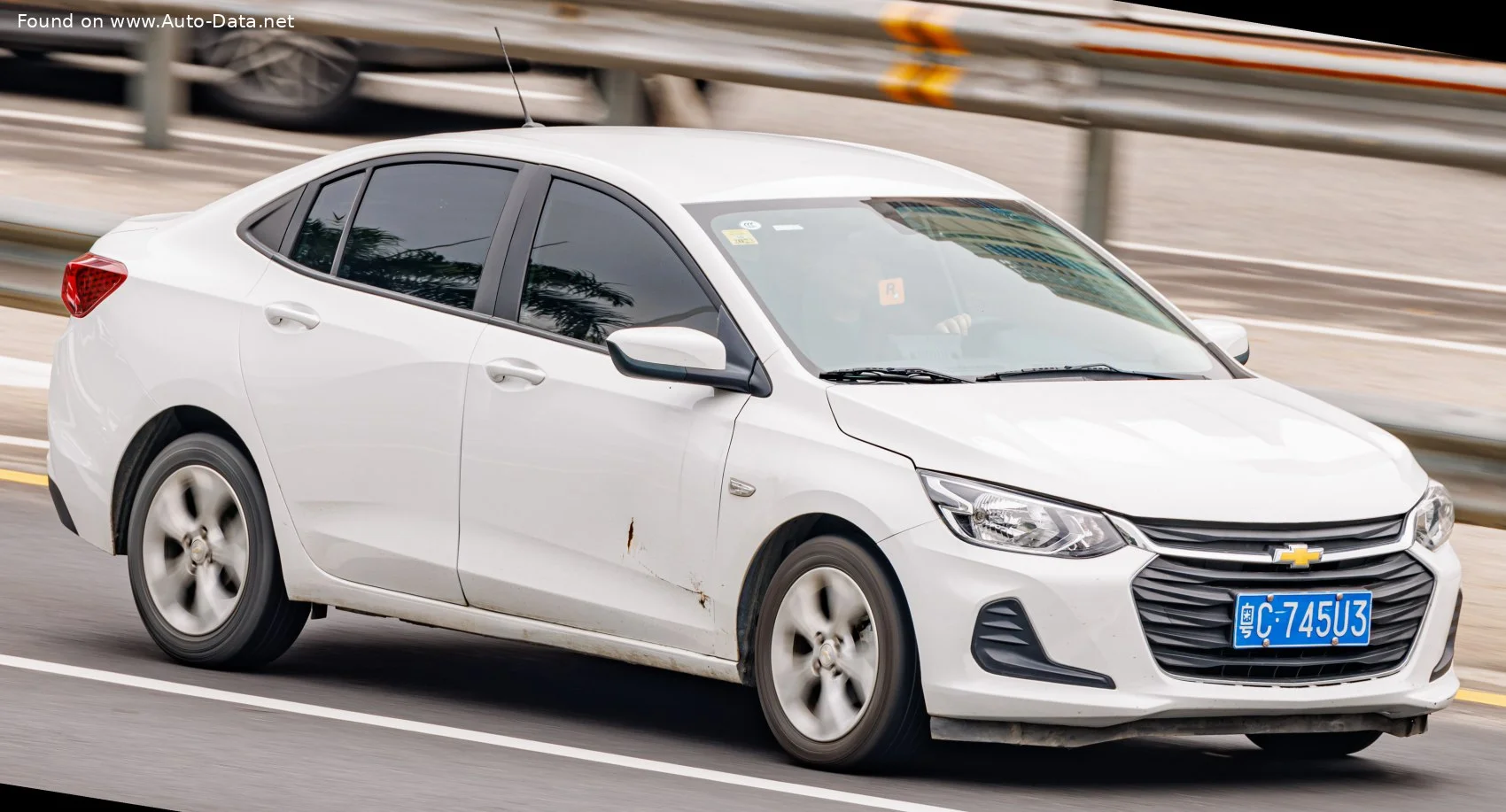 Chevrolet Onix 1.0 (78/82 Hp) Ethanol2019 - thumbnail 17