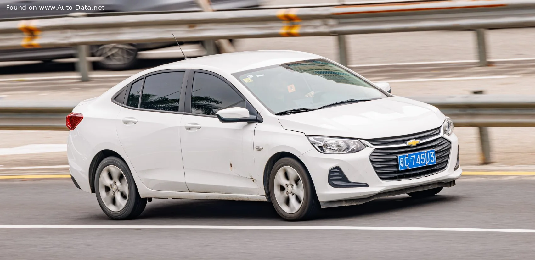 Chevrolet Onix 1.0 (78/82 Hp) Ethanol2019 - thumbnail 18