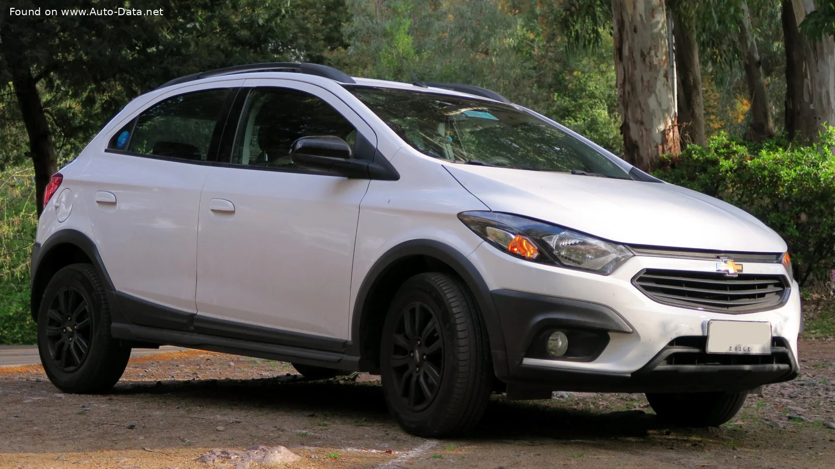 Chevrolet Onix 1.0 (78/80 Hp) Ethanol2017 - 2019 thumbnail 3