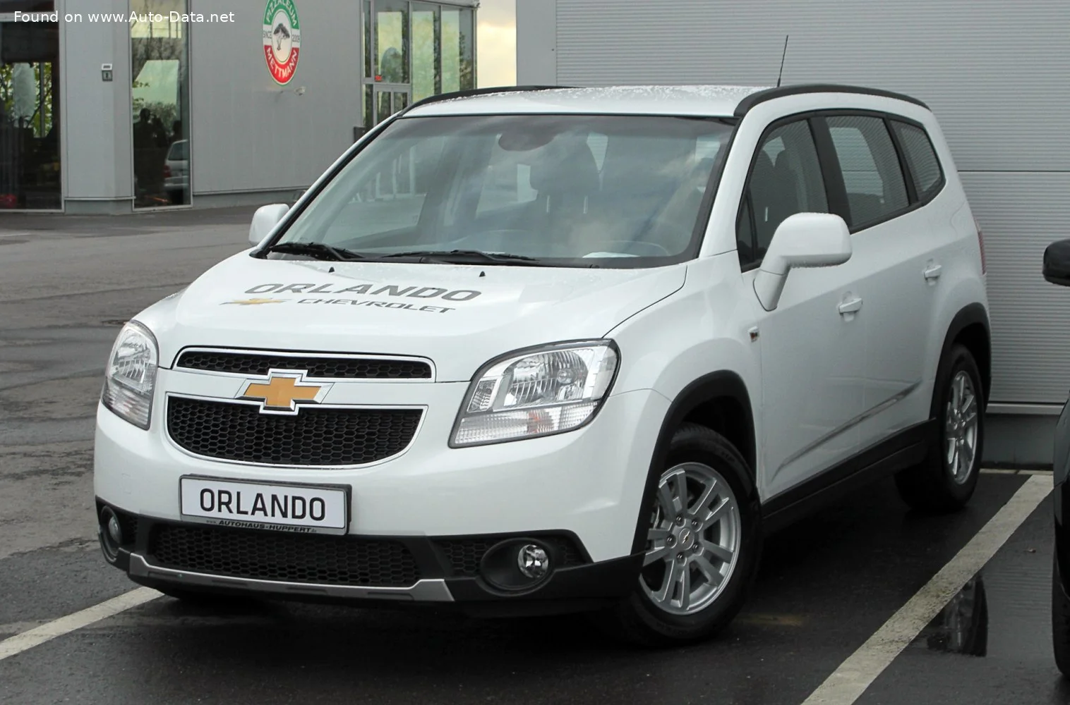 Chevrolet Orlando 1.4 turbo (140 Hp)2011 - 2018 thumbnail 2