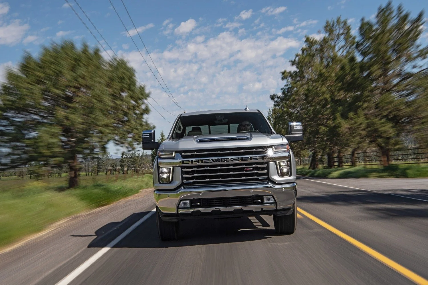 Chevrolet Silverado 2500 HD 6.6 Duramax V8 (445 Hp) 4WD Automatic2020 - 2023 thumbnail 6