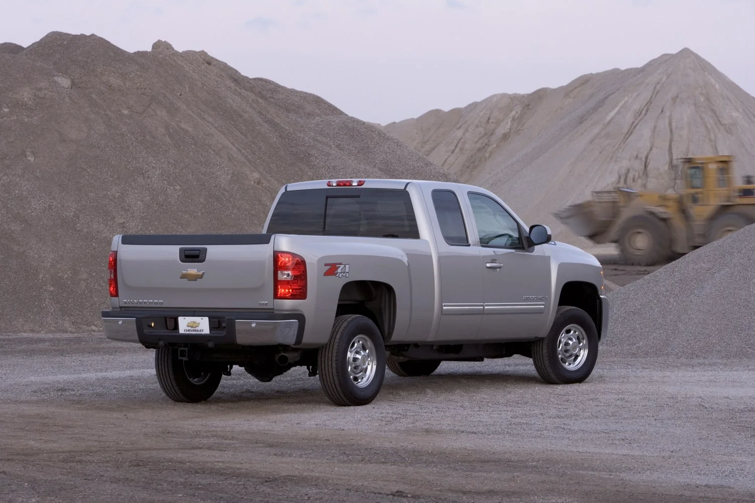 Chevrolet Silverado 2500 HD 6.0 V8 (360 Hp) 4WD Automatic2007 - 2010 thumbnail 2