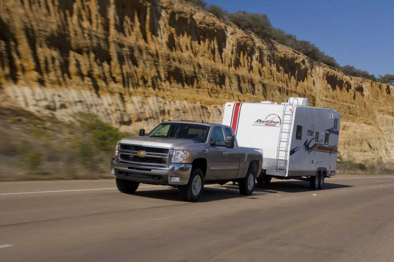 Chevrolet Silverado 2500 HD 6.0 V8 (360 Hp) 4WD Automatic2007 - 2010 thumbnail 3
