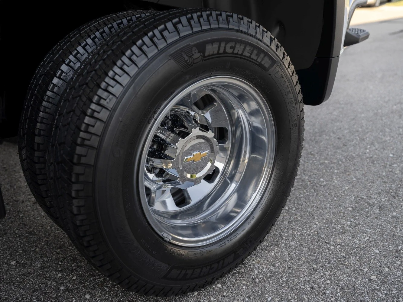 Chevrolet Silverado 3500 HD 6.6 Duramax TD V8 (470 Hp) 4WD DRW Automatic2024 - thumbnail 7