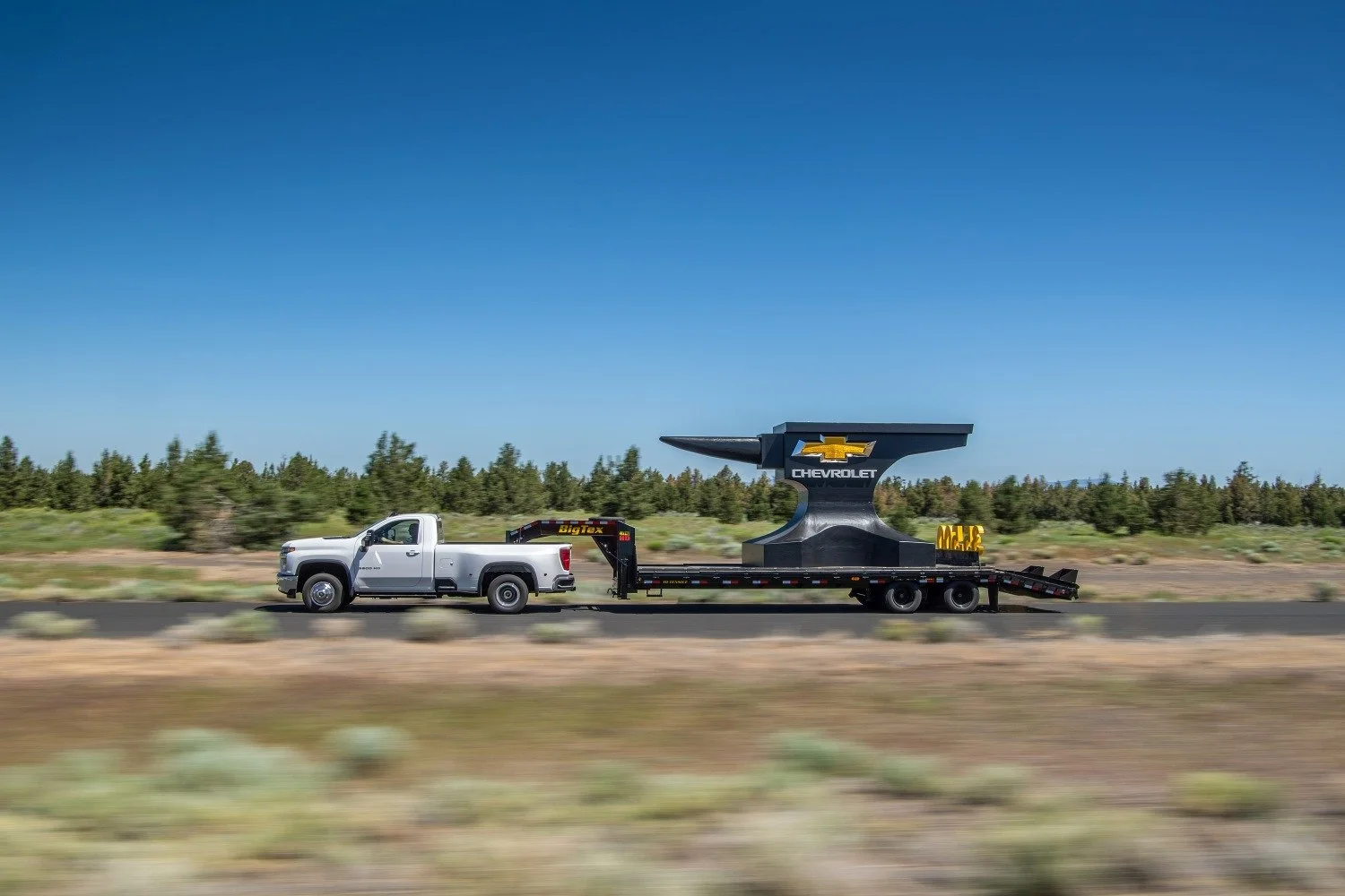 Chevrolet Silverado 3500 HD 6.6 Duramax TD V8 (445 Hp) 4WD DRW Automatic2020 - 2023 thumbnail 3