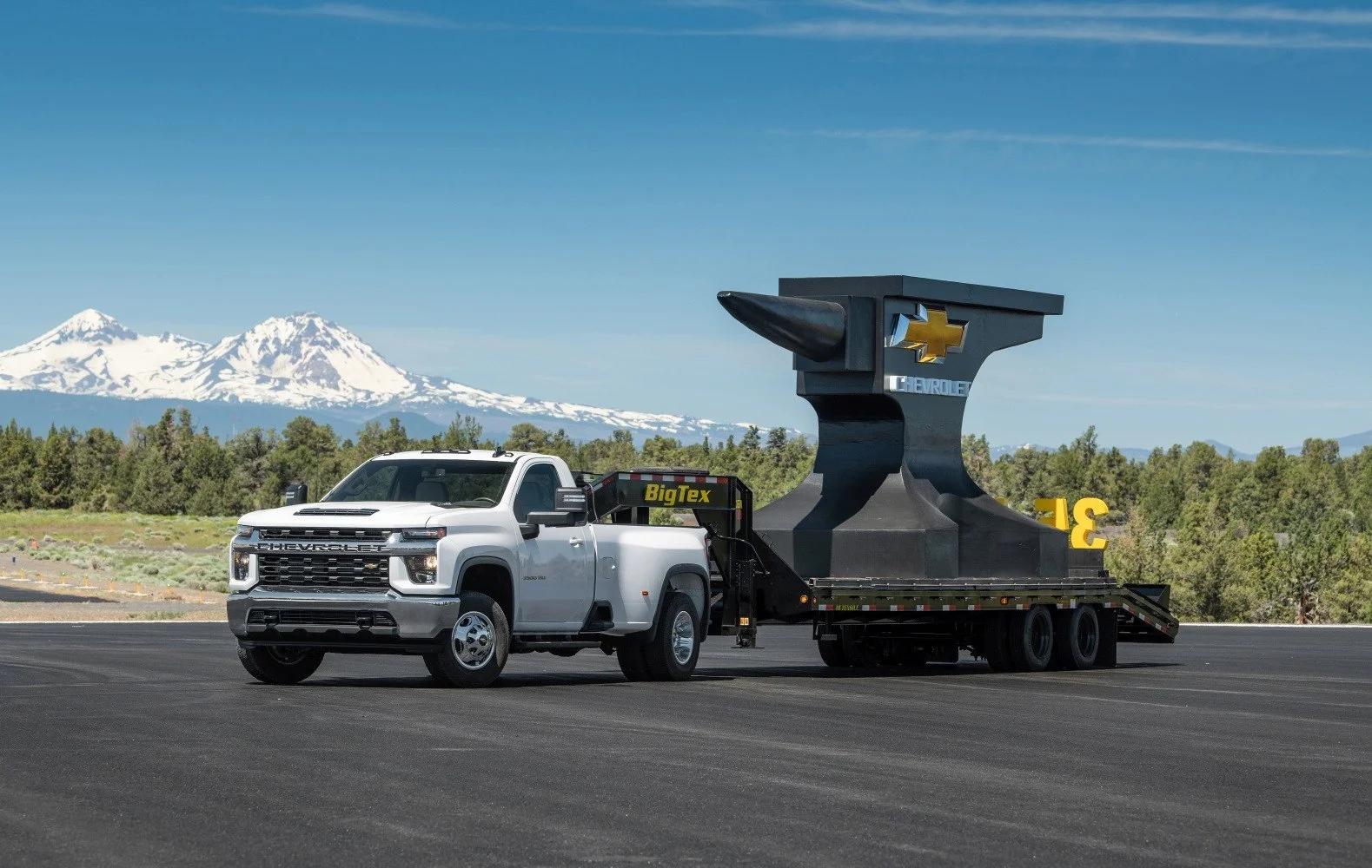 Chevrolet Silverado 3500 HD 6.6 Duramax TD V8 (445 Hp) 4WD DRW Automatic2020 - 2023 thumbnail 4