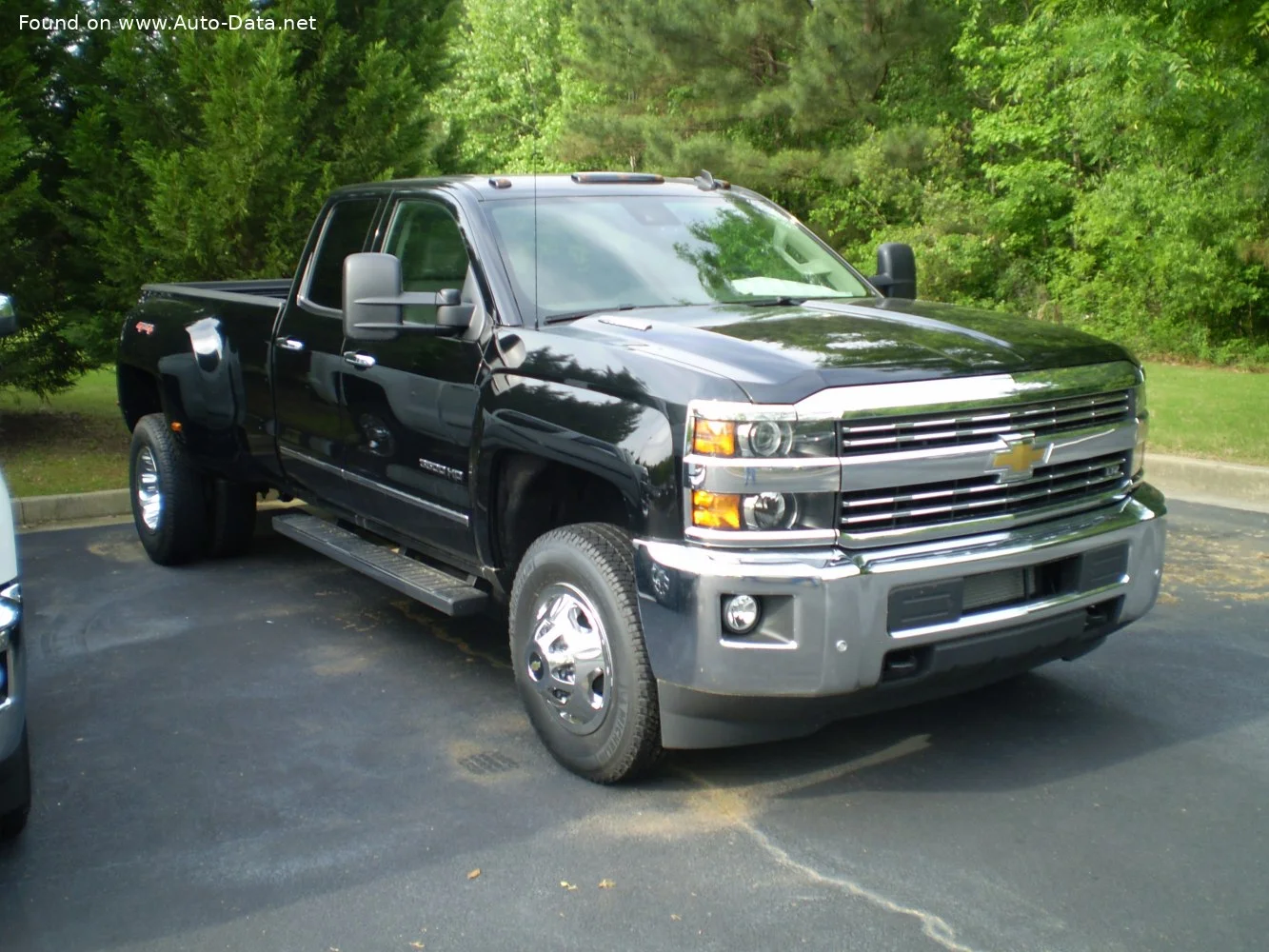 Chevrolet Silverado 3500 HD Chevrolet Silverado 3500 HD III (K2XX) Double Cab Long Box