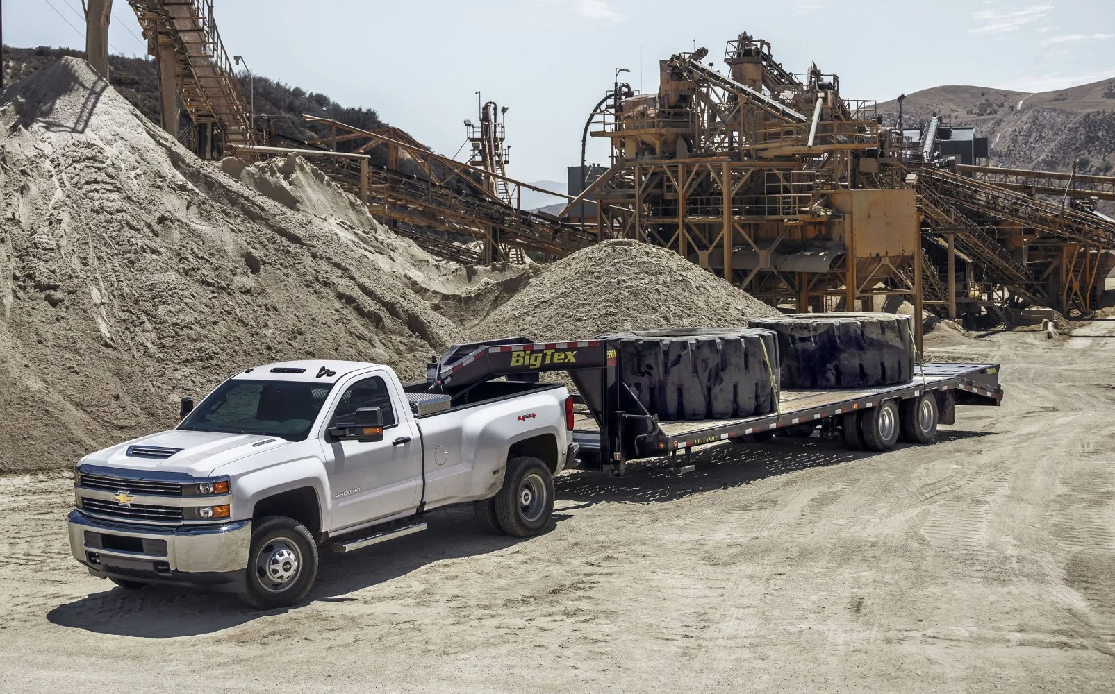 Chevrolet Silverado 3500 HD 6.0 V8 (301 Hp) Automatic CNG2015 - 2016 - 1