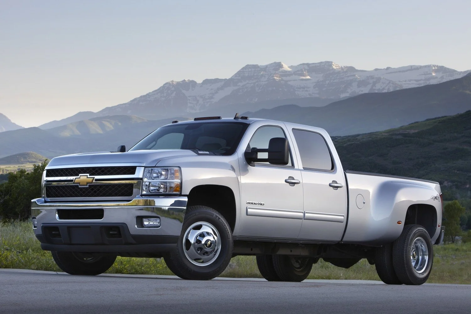 Chevrolet Silverado 3500 HD 6.0 V8 (360 Hp) 4WD DRW Automatic2011 - 2014 thumbnail 3