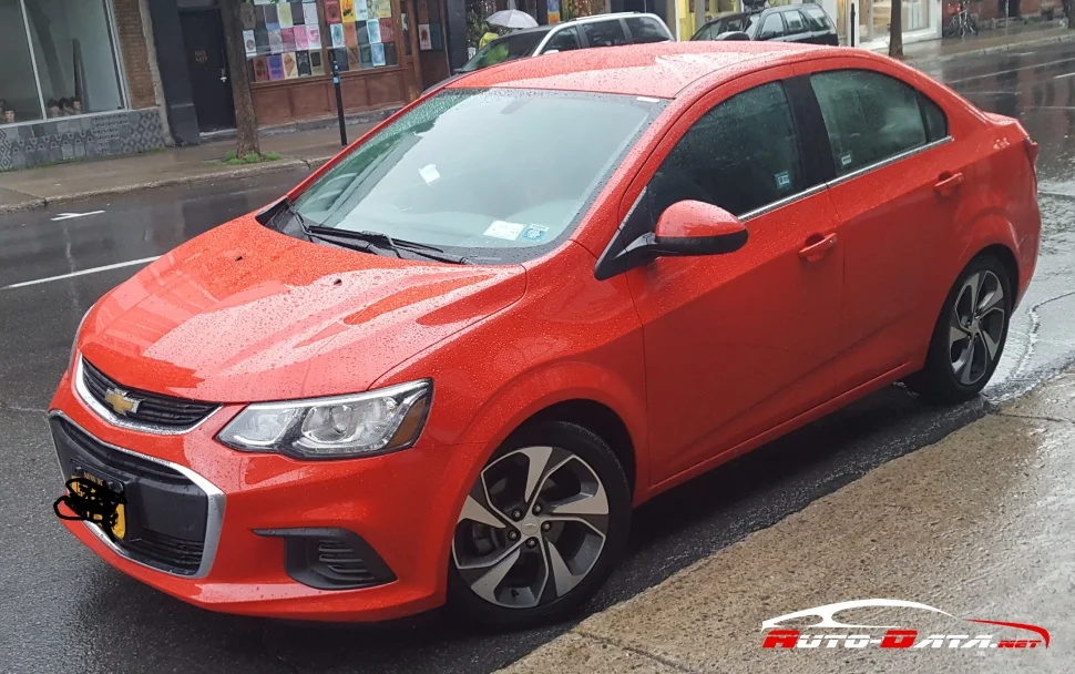 Chevrolet Sonic 1.4 Ecotec (138 Hp)2016 - thumbnail 3