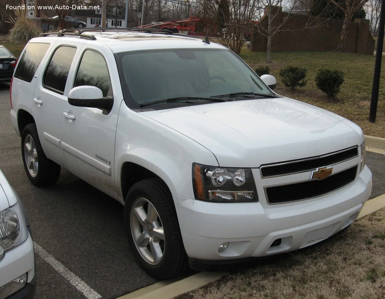 Chevrolet Tahoe 4.8 i V8 (295 Hp) Automatic2007 - 2009 thumbnail 2